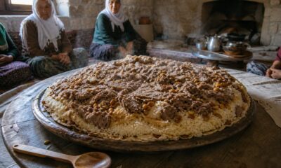 Bakır Tepside Kat Kat Demlenen Geleneksel Divriği Pilavı