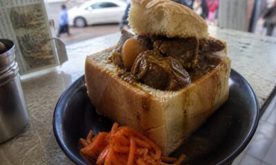Durban Sokaklarında Körili Ekmek Kasesi Bunny Chow