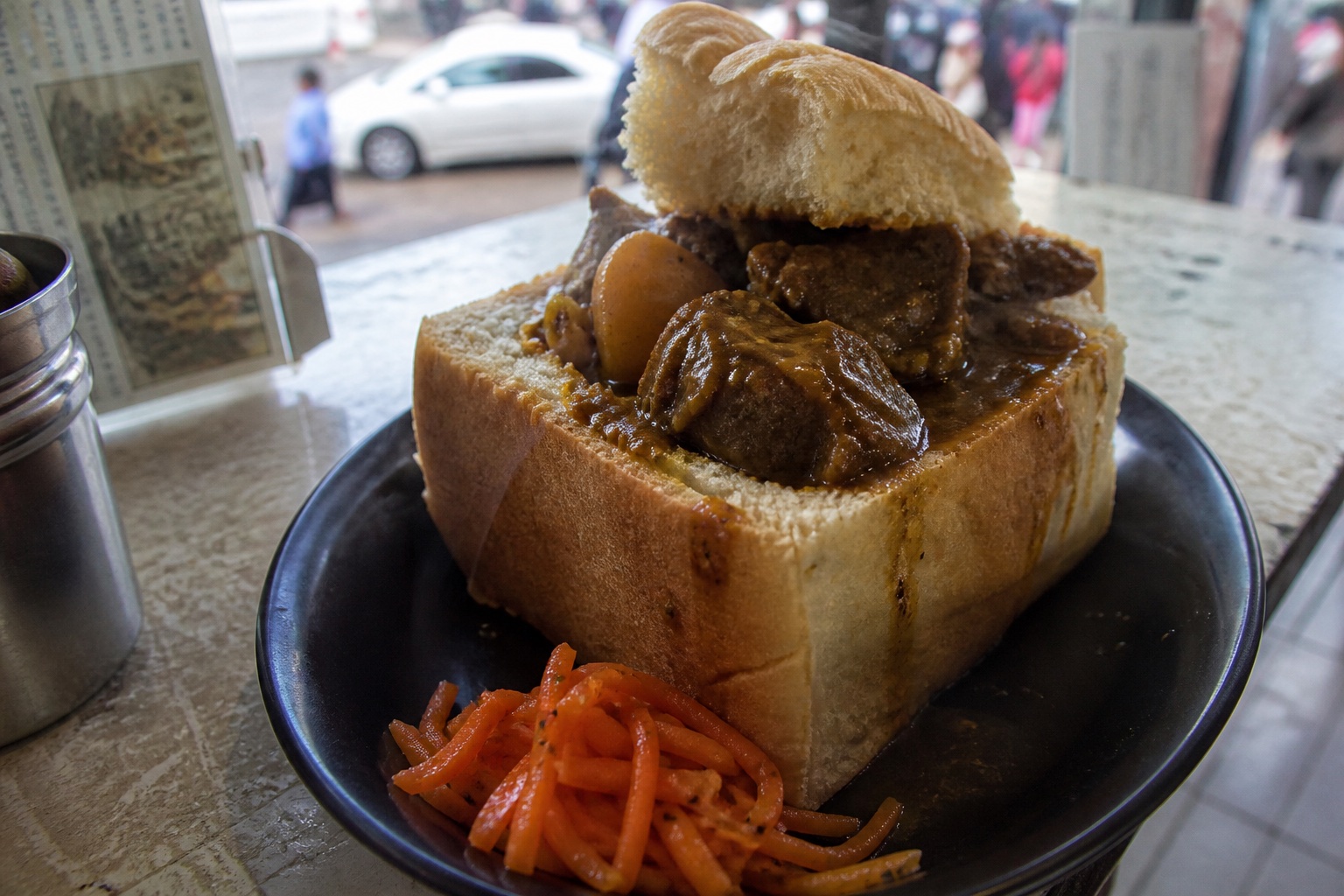 Durban Sokaklarında Körili Ekmek Kasesi Bunny Chow